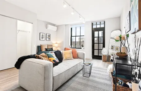 1 Bedroom Chicago Loop Apartment