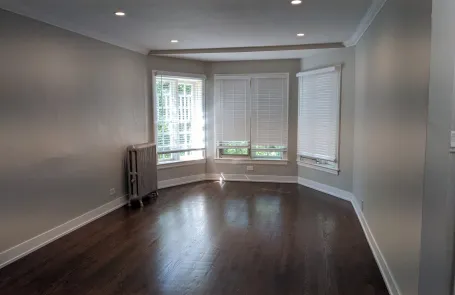 2 Bedroom Evanston Apartment