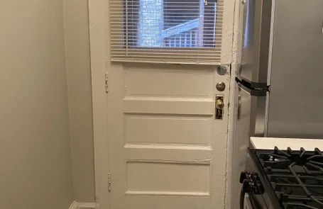 2 Bedroom Rogers Park Apartment