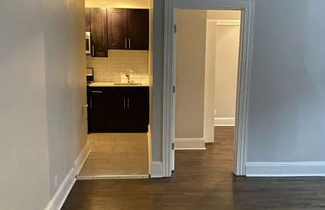2 Bedroom Rogers Park Apartment