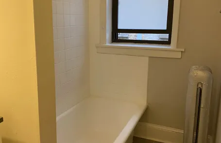 2 Bedroom Rogers Park Apartment