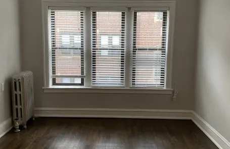 2 Bedroom Rogers Park Apartment
