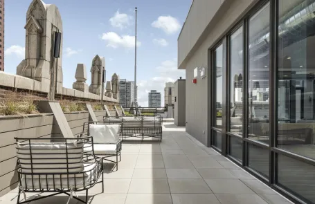 1 Bedroom Chicago Loop Apartment