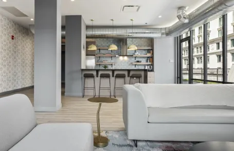 1 Bedroom Chicago Loop Apartment