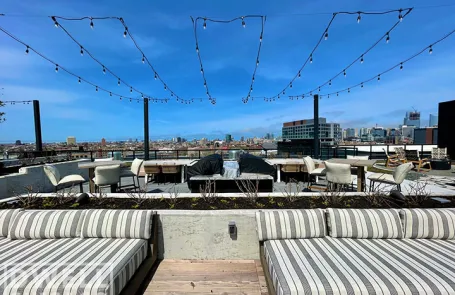 2 Bedroom West Loop Apartment