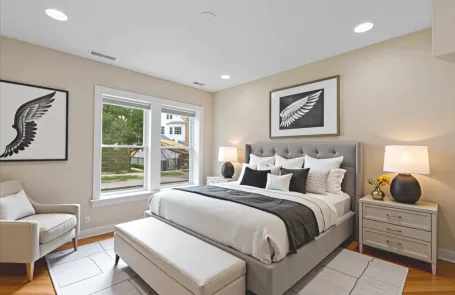 2 Bedroom Irving Park Apartment