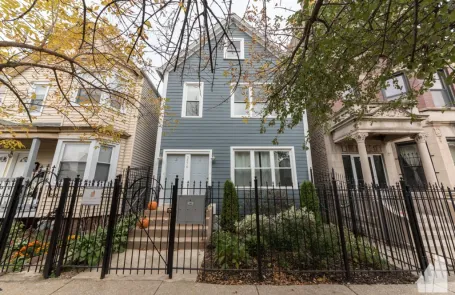 3 Bedroom Logan Square Apartment