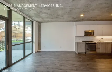 1 Bedroom Lakeview Apartment