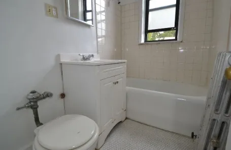 Studio Ravenswood Apartment