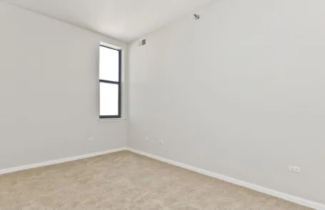 3 Bedroom South Loop Apartment