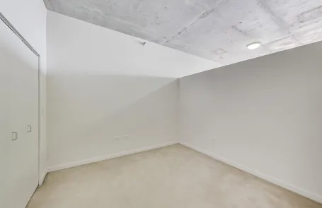 2 Bedroom Chicago Loop Apartment