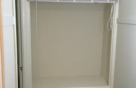 Studio Ravenswood Apartment