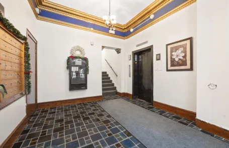 Studio Edgewater Apartment