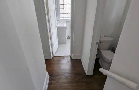 1 Bedroom Lakeview Apartment