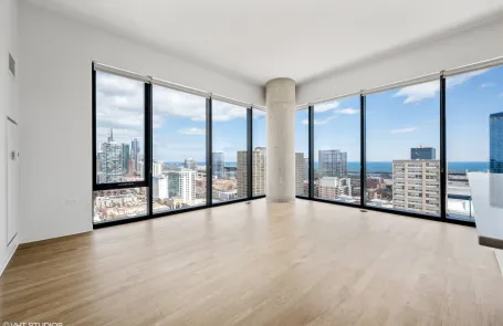 1-3 Bedroom South Loop Apartment