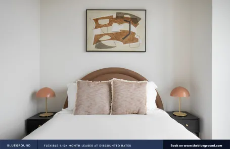 2 Bedroom West Loop Apartment