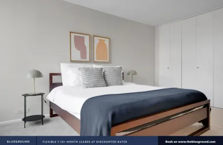 1 Bedroom Lakeview Apartment