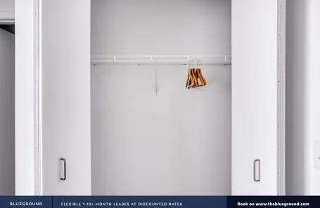 2 Bedroom West Loop Apartment