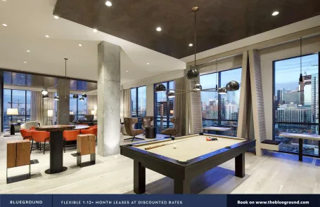 Studio West Loop Apartment