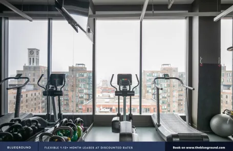 2 Bedroom West Loop Apartment