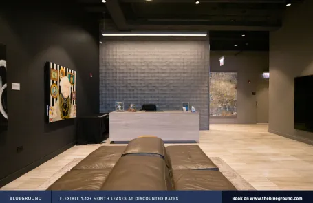 2 Bedroom West Loop Apartment