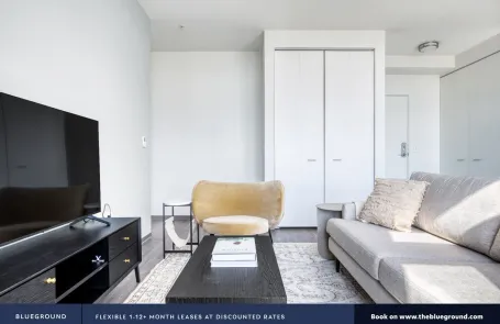 2 Bedroom Logan Square Apartment