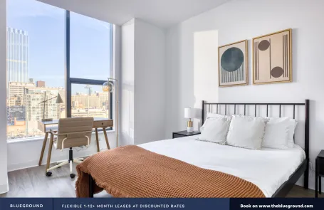 2 Bedroom West Loop Apartment