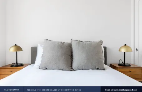 2 Bedroom North Center Apartment