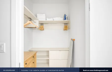 Studio South Loop Apartment
