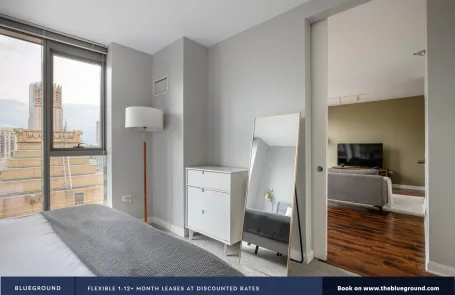 1 Bedroom Chicago Loop Apartment