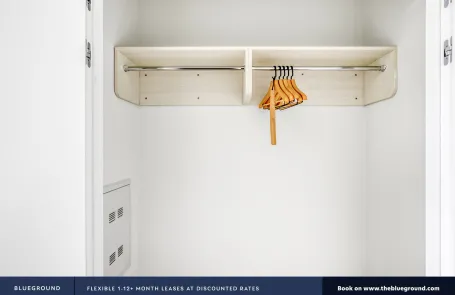 Studio South Loop Apartment