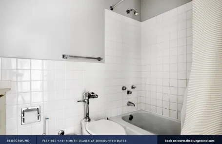 1 Bedroom Lakeview Apartment