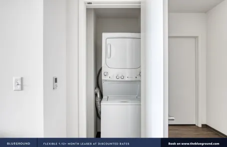 1 Bedroom Logan Square Apartment
