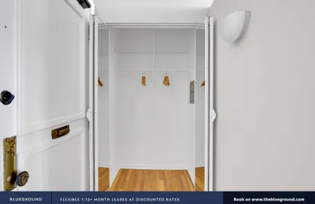2 Bedroom Chicago Loop Apartment