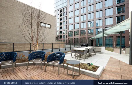 Studio West Loop Apartment