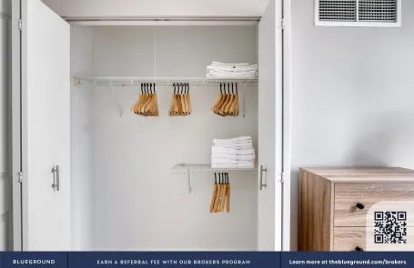 2 Bedroom Streeterville Apartment