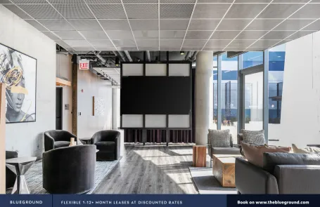 Studio West Loop Apartment