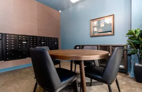 2 Bedroom North Center Apartment