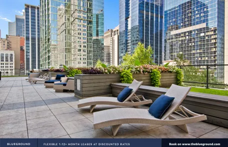 1 Bedroom Chicago Loop Apartment