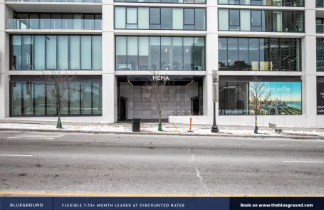 Studio South Loop Apartment