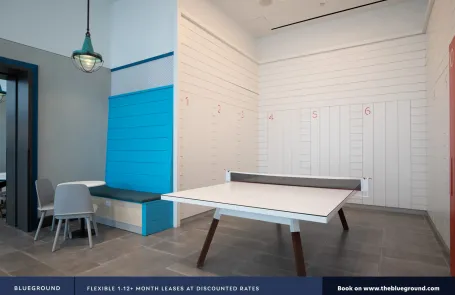 Studio West Loop Apartment