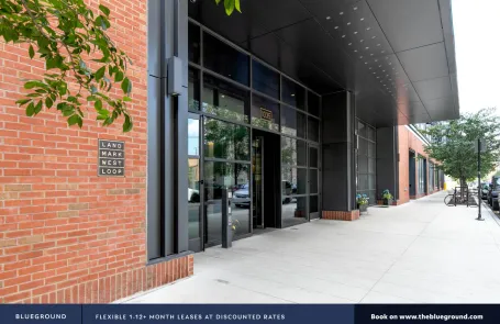 Studio West Loop Apartment