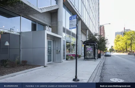 2 Bedroom South Loop Apartment