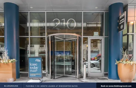 1 Bedroom Chicago Loop Apartment