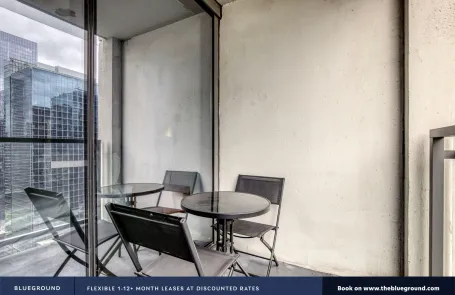1 Bedroom Chicago Loop Apartment