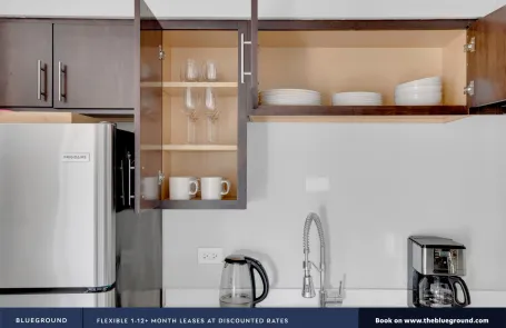 1 Bedroom Edgewater Apartment