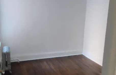 3 Bedroom Lakeview Apartment