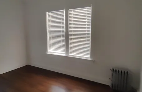 3 Bedroom Lakeview Apartment