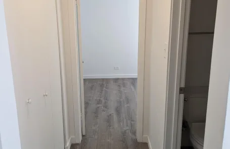 1 Bedroom Edgewater Apartment