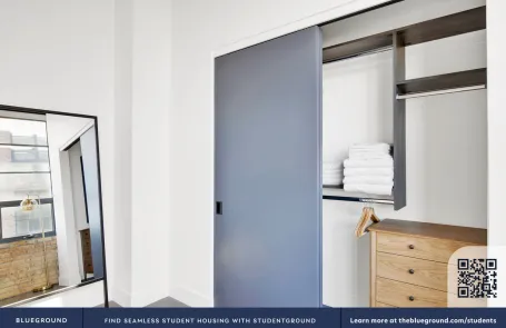 2 Bedroom Lincoln Park Apartment